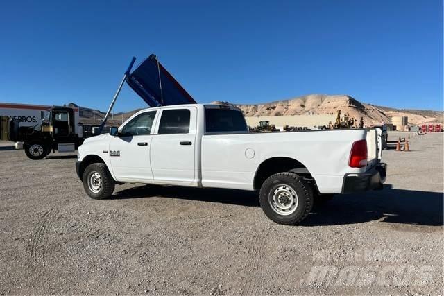 RAM 2500 Outros