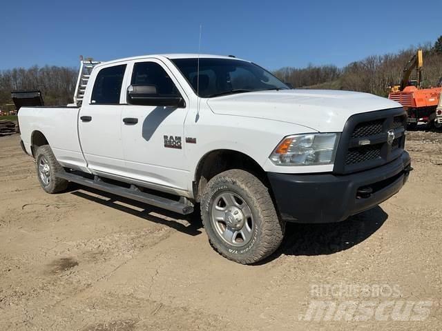 RAM 2500 Outros