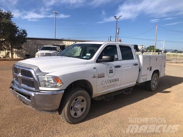 RAM 2500 Pick up de caixa aberta