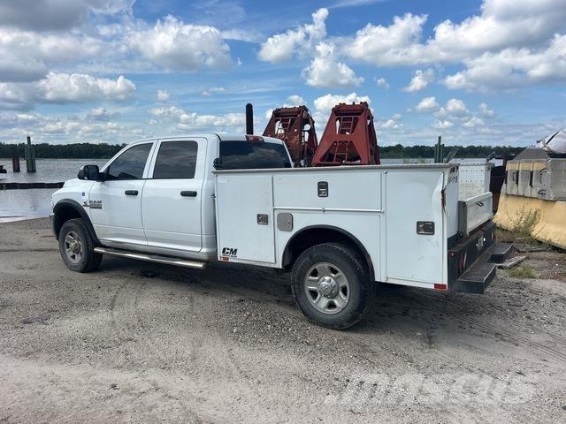 RAM 2500 Pick up de caixa aberta