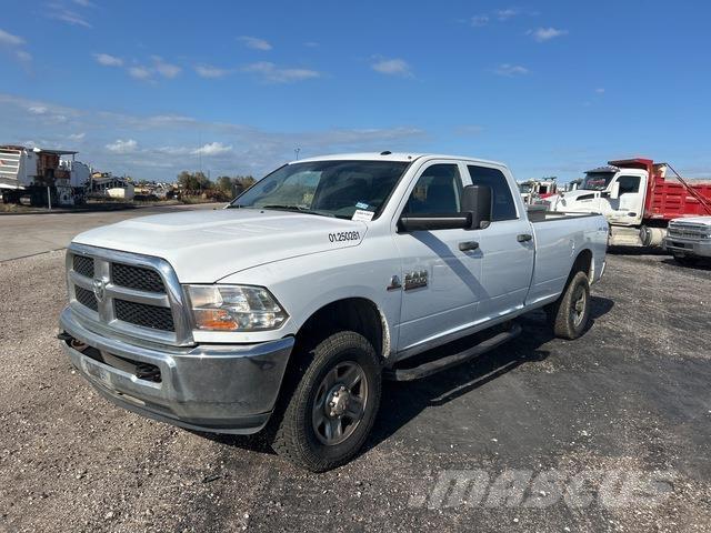 RAM 2500 Pick up de caixa aberta