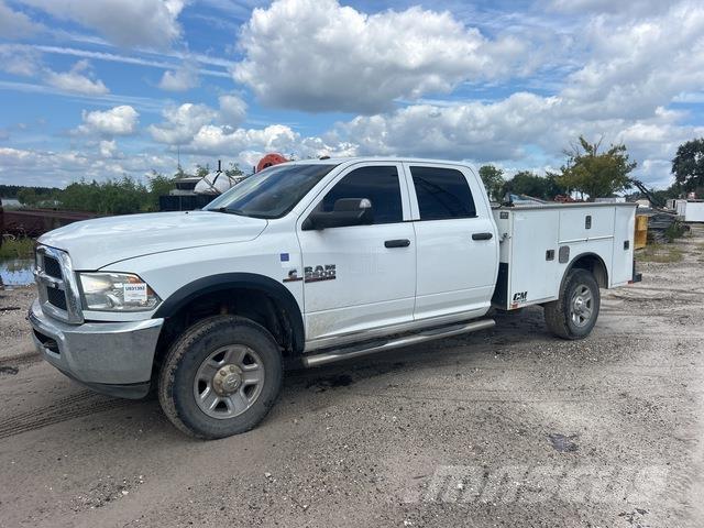 RAM 2500 Pick up de caixa aberta