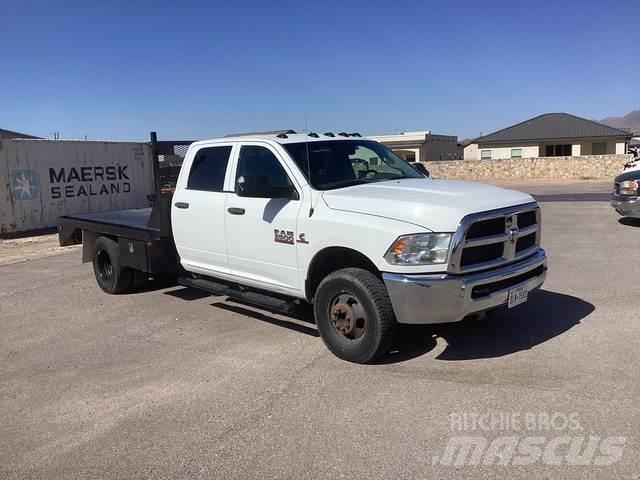 RAM 3500 Camiões estrado/caixa aberta