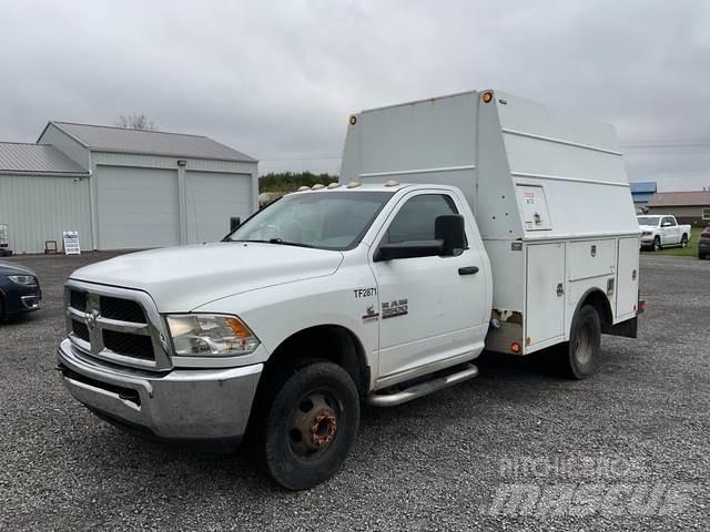 RAM 3500 Pick up de caixa aberta