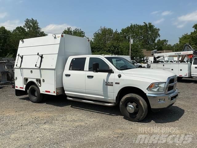 RAM 3500 Pick up de caixa aberta