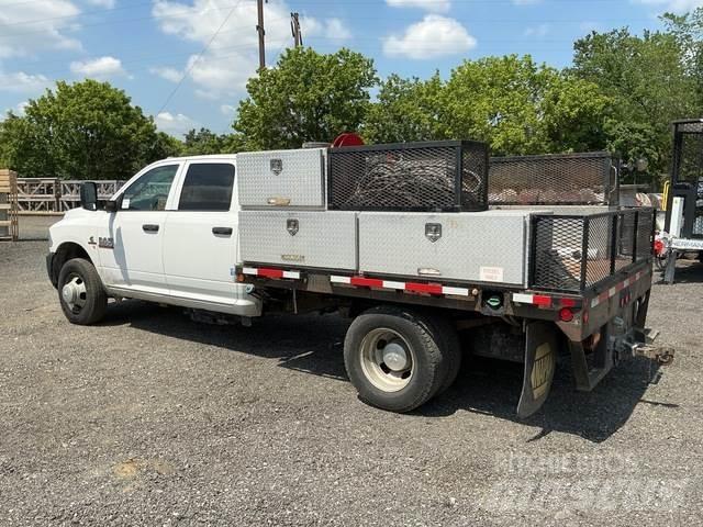 RAM 3500 Camiões estrado/caixa aberta