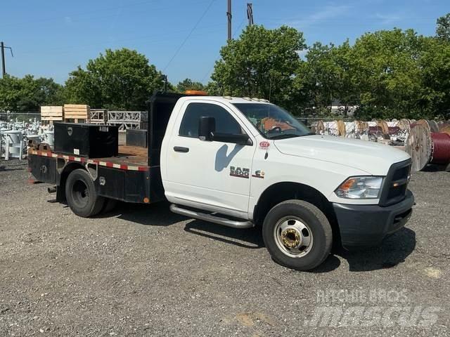 RAM 3500 Camiões estrado/caixa aberta