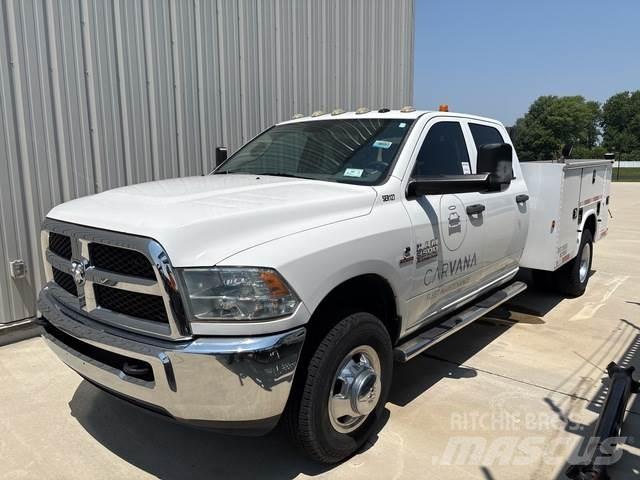 RAM 3500 Pick up de caixa aberta