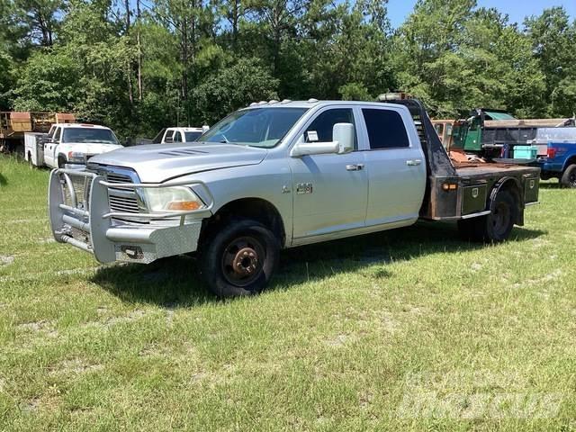 RAM 3500 Camiões estrado/caixa aberta