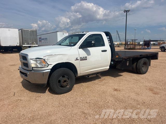 RAM 3500 Camiões estrado/caixa aberta