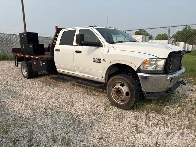 RAM 5500 Camiões estrado/caixa aberta