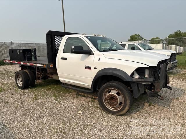 RAM 5500 Camiões estrado/caixa aberta