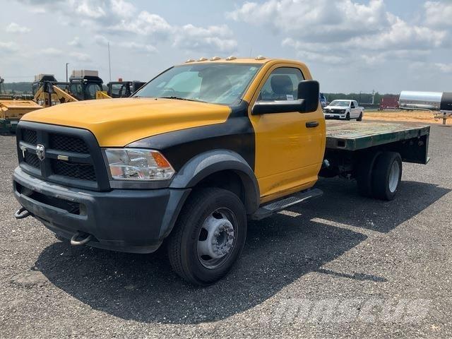 RAM 5500 Camiões estrado/caixa aberta