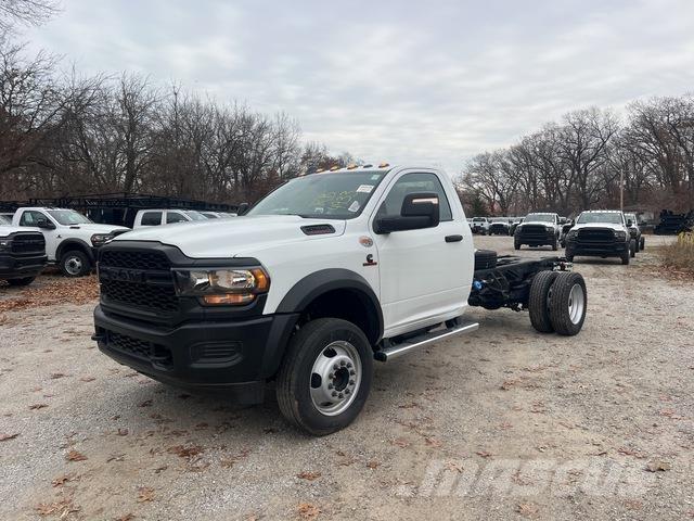 RAM 5500 Cabines e interior