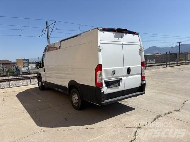 RAM Promaster Carrinhas de caixa fechada