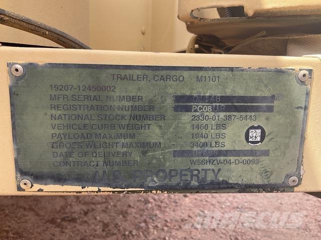  Raytheon M1101 Outros Reboques