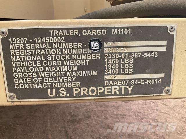  Raytheon M1101 Outros Reboques