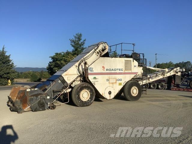 Roadtec SB2500 Veículos transporte material