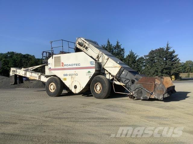 Roadtec SB2500 Veículos transporte material