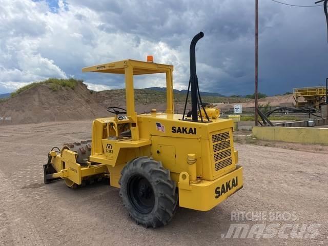 Sakai SV200TB Cilindros Compactadores monocilíndricos