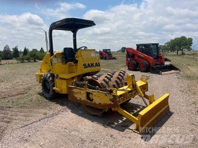 Sakai SV204T Cilindros Compactadores monocilíndricos