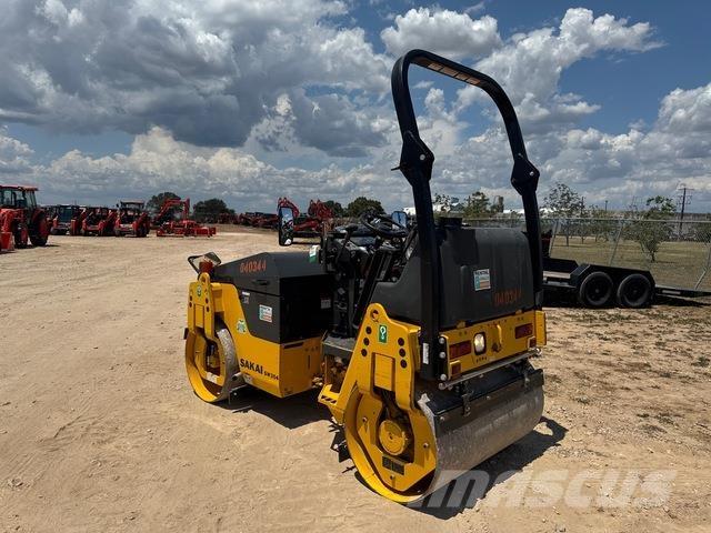 Sakai SW354 Cilindros Compactadores tandem