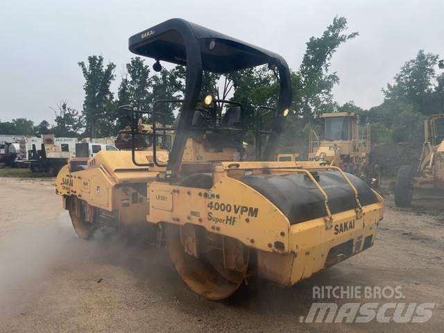 Sakai SW880 Cilindros Compactadores tandem