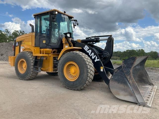 Sany SW305K Pás carregadoras de rodas