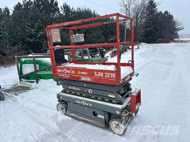 SkyJack 3219 Elevadores de tesoura