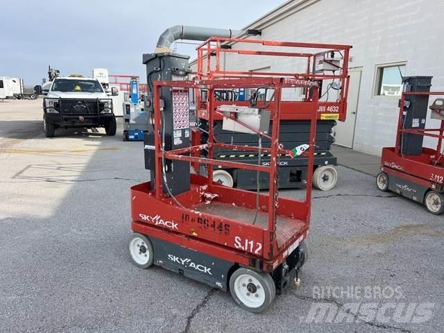 SkyJack SJ12 Plataformas de Mastro Vertical