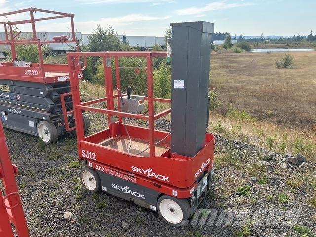 SkyJack SJ12 Plataformas de Mastro Vertical