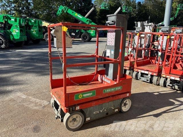 SkyJack SJ12 Plataformas de Mastro Vertical