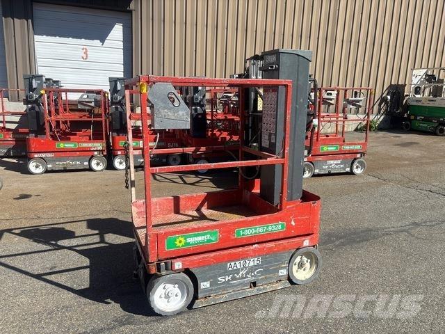 SkyJack SJ12 Plataformas de Mastro Vertical