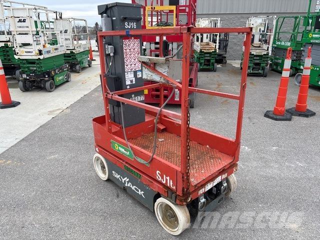 SkyJack SJ16 Plataformas de Mastro Vertical