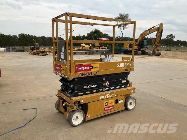 SkyJack SJ3219 Elevadores de tesoura