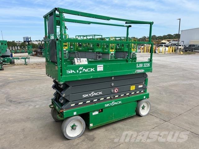SkyJack SJ3226 Elevadores de tesoura