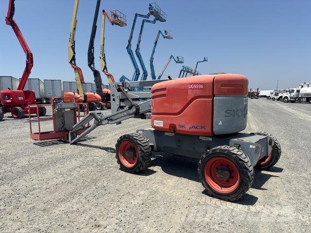 SkyJack SJ46AJ Elevadores braços articulados
