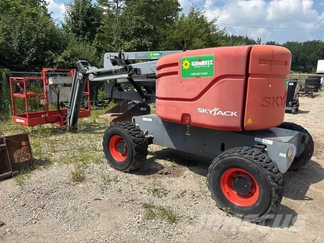 SkyJack SJ46AJ Elevadores braços articulados