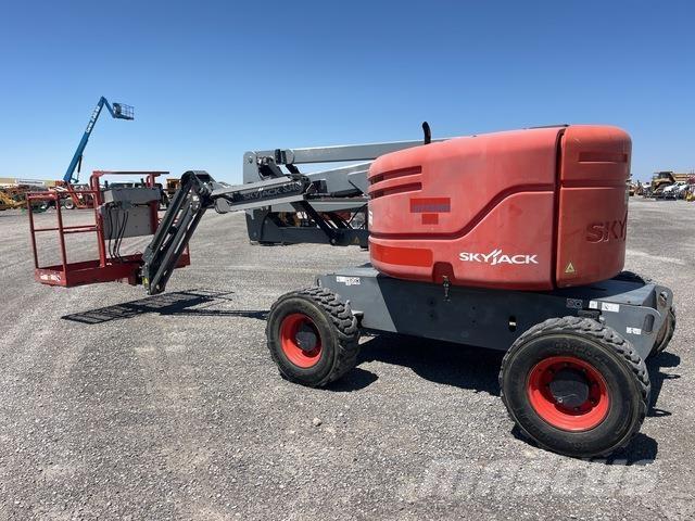 SkyJack SJ46AJ Elevadores braços articulados