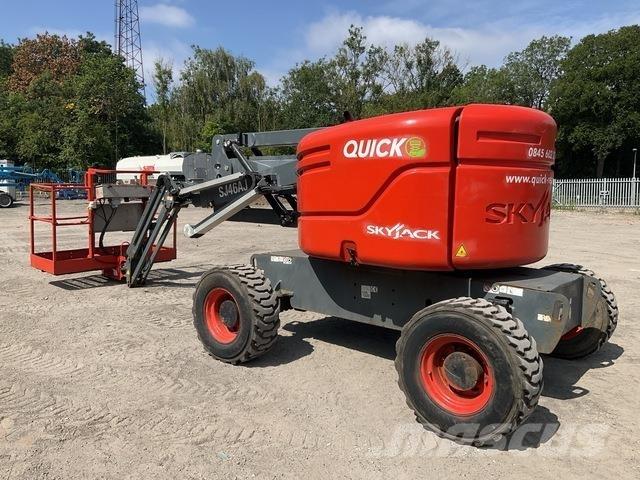 SkyJack SJ46AJ Elevadores braços articulados