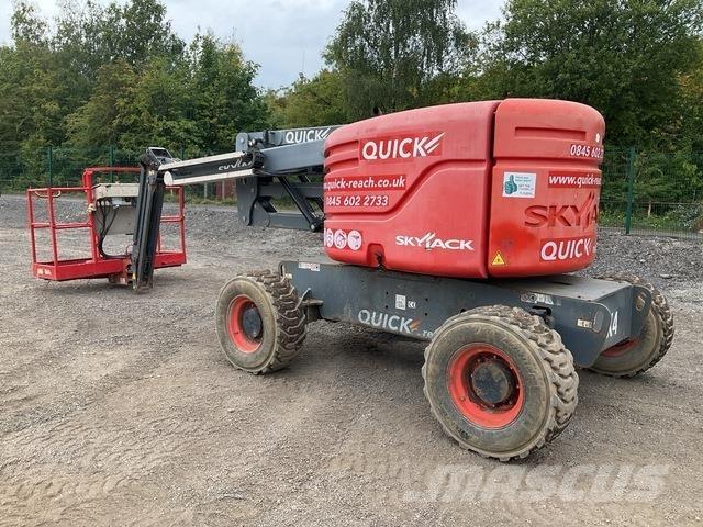 SkyJack SJ51AJ Elevadores braços articulados