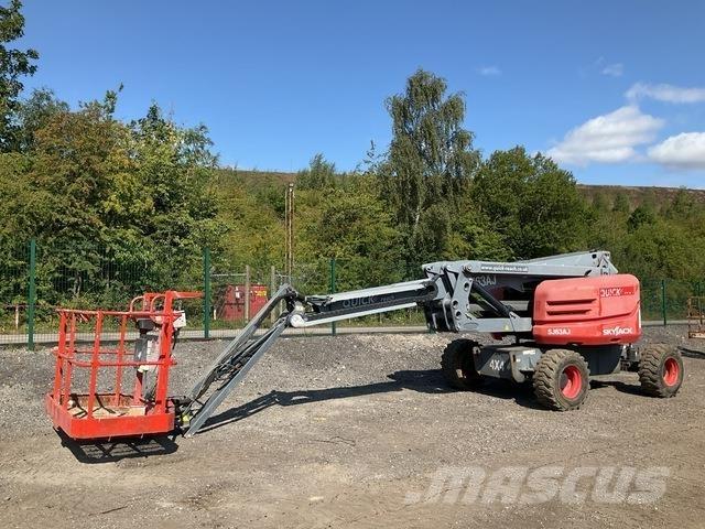 SkyJack SJ63J Elevadores braços articulados