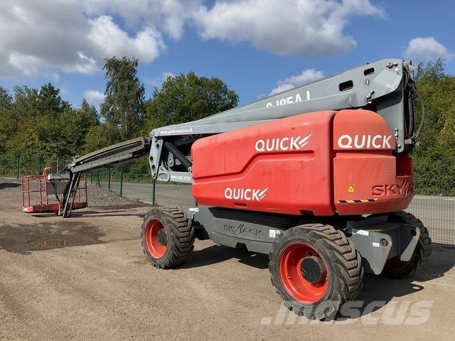 SkyJack SJ85AJ Elevadores braços articulados
