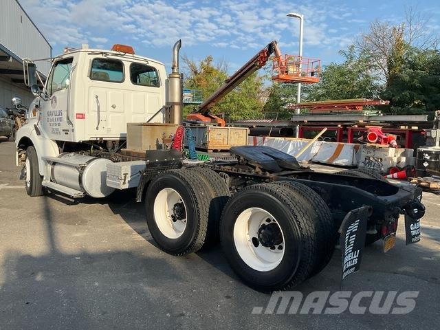 Sterling  Tractores (camiões)