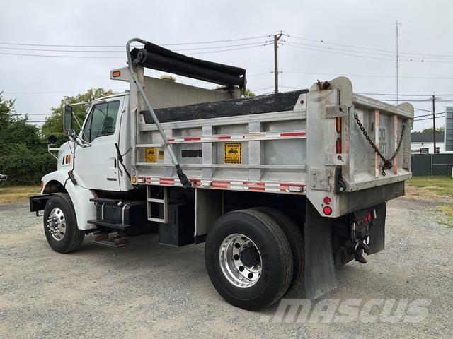 Sterling L7500 Camiões basculantes
