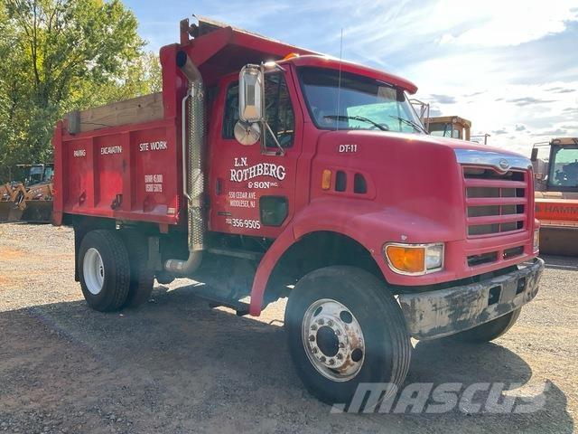 Sterling L7500 Camiões basculantes