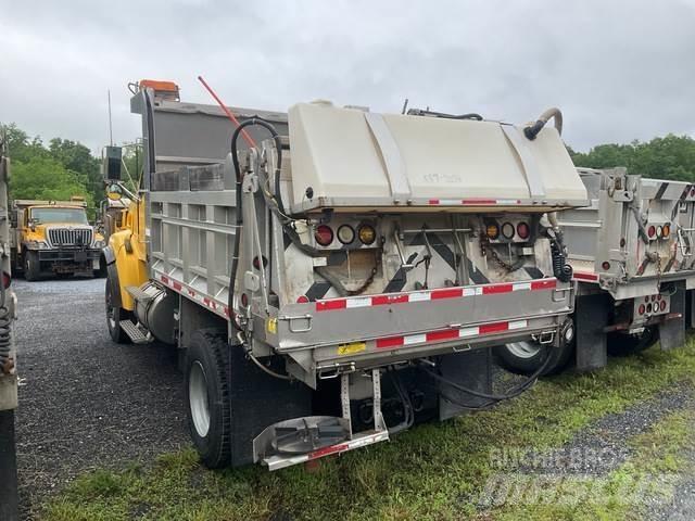 Sterling L8500 Lâminas de neve e arados