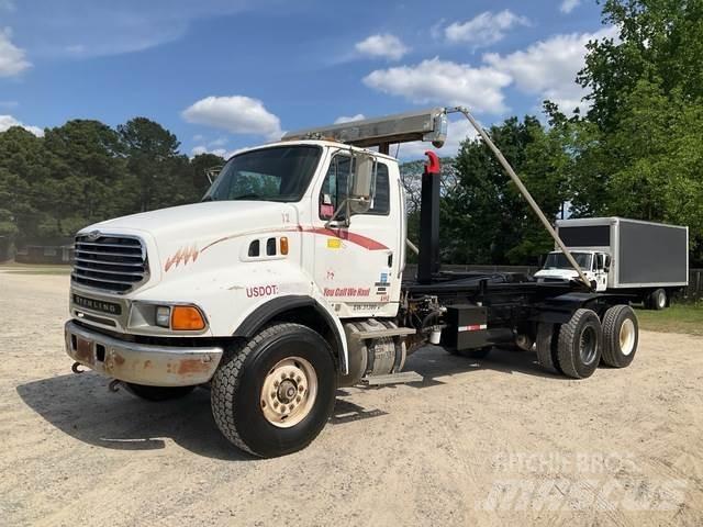 Sterling L9500 Camiões Ampliroll