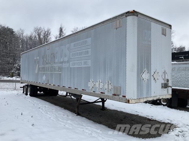 Strickland  Reboques de caixa fechada