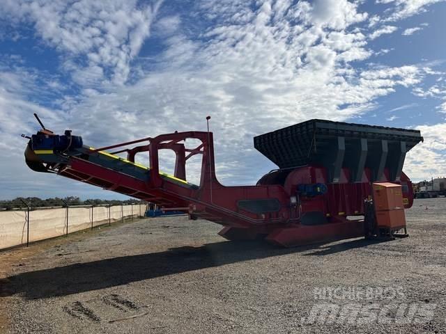 Striker TL2000 Construção - Outros
